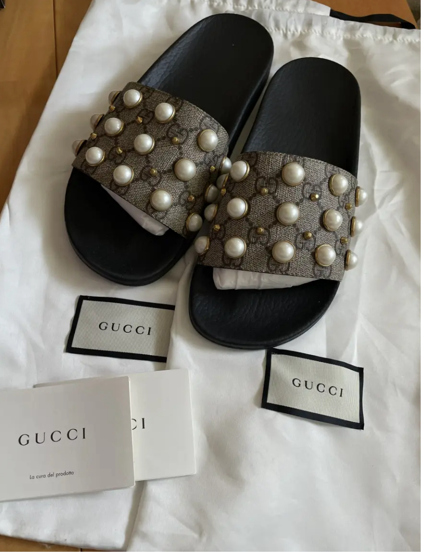 GG Pearl Studded Slides