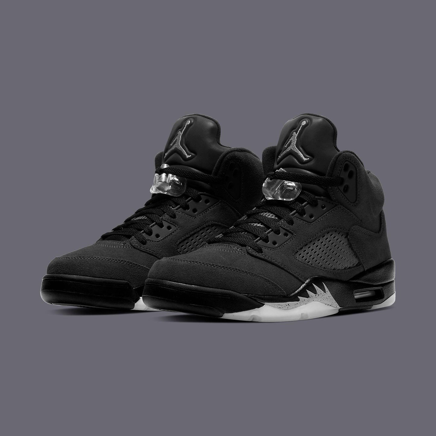 “Black Cat” Retro 5s