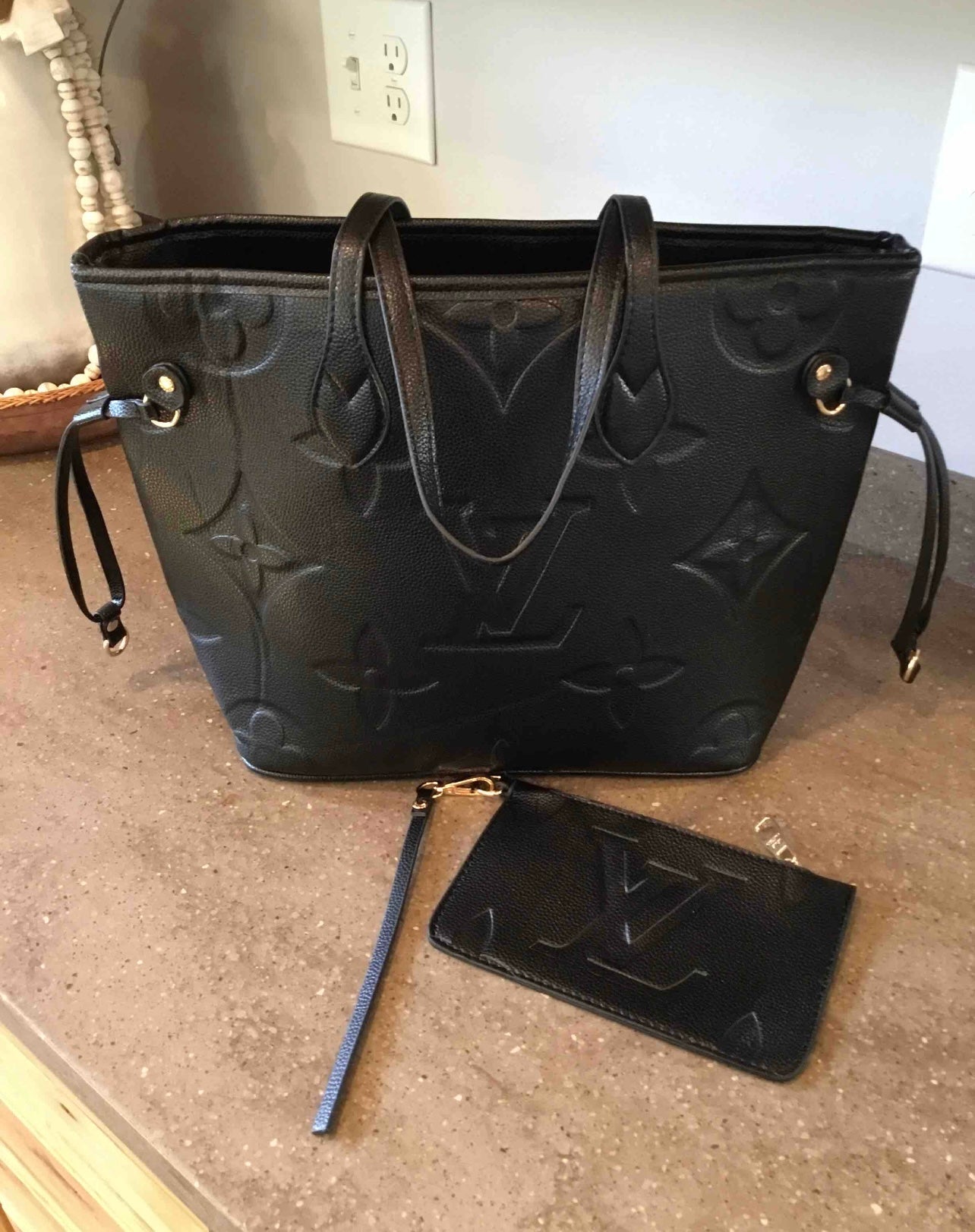 Neverfull MM Tote LV